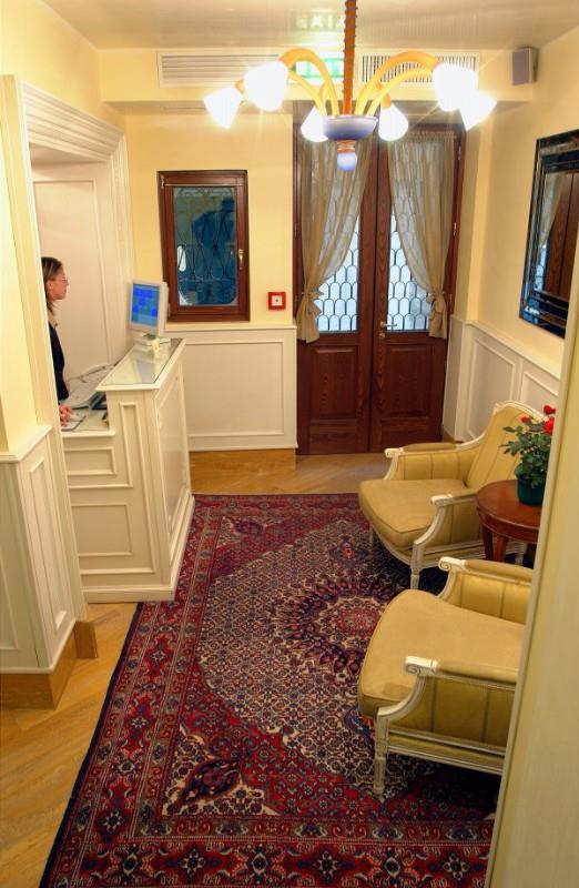 Pensión Palazzo La Scala 3*